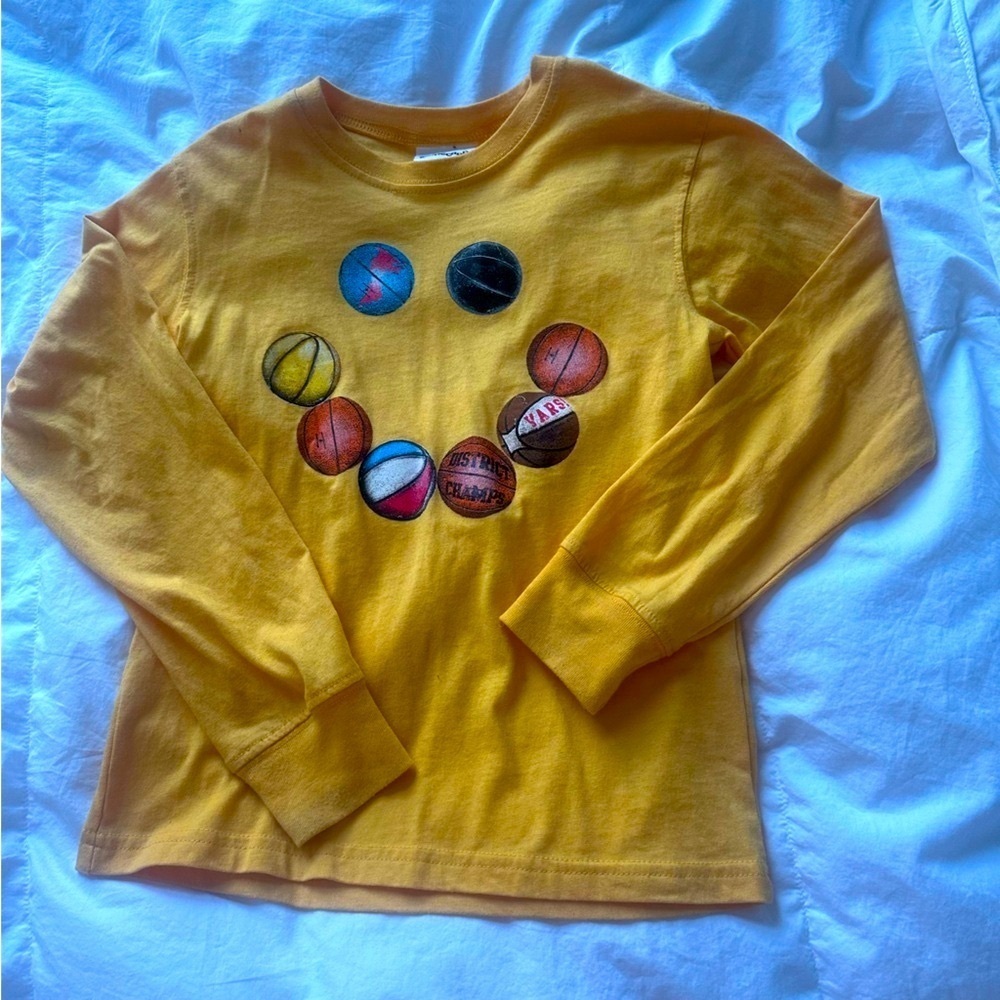 Bottlecapps boys tee size 5/6 (Purchased From Denny’s)